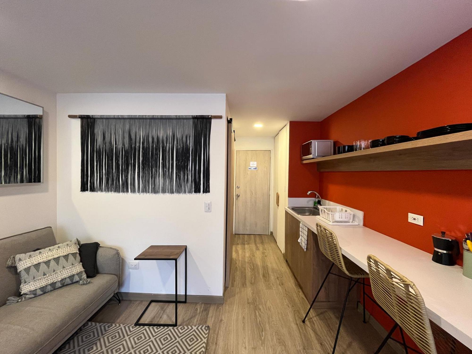 Great Space In Perfect Area! Walk Everywhere! * Bogotá