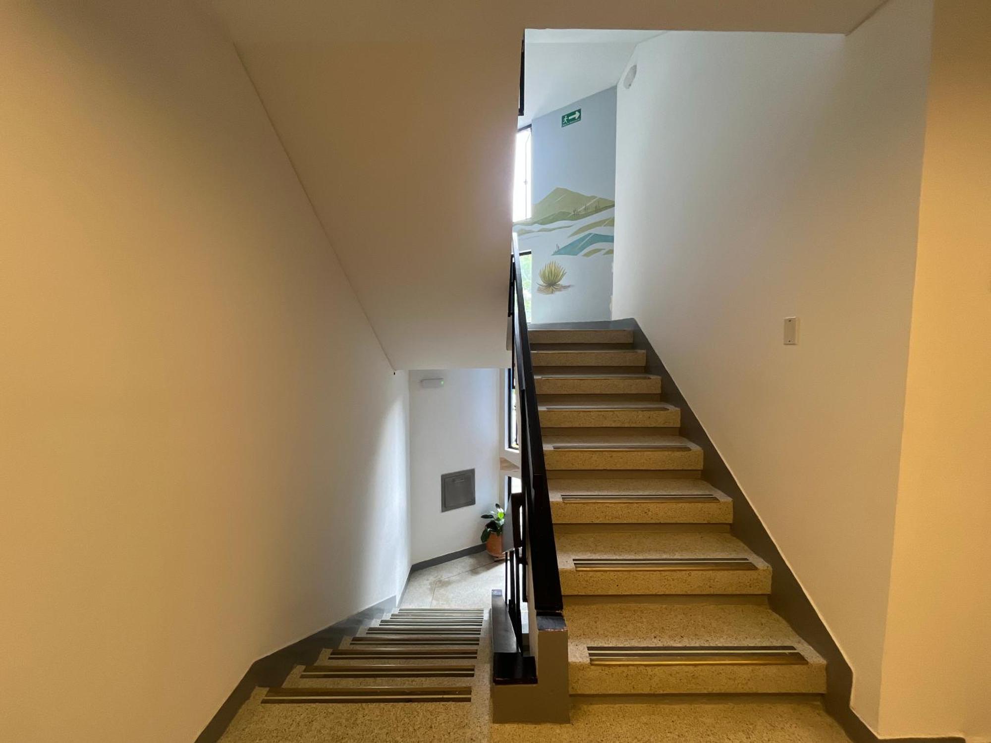Apartamento Great Space In Perfect Area! Walk Everywhere!