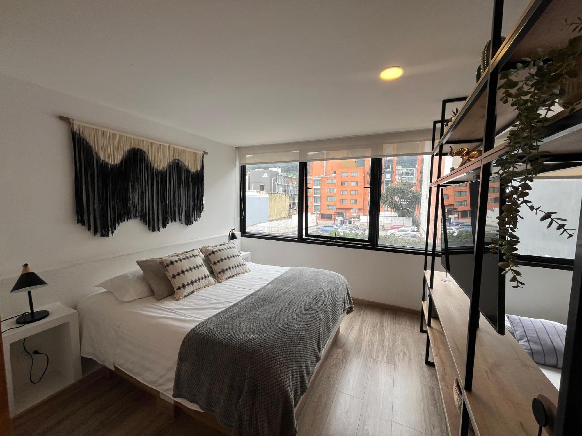 Apartamento Great Space In Perfect Area! Walk Everywhere! *