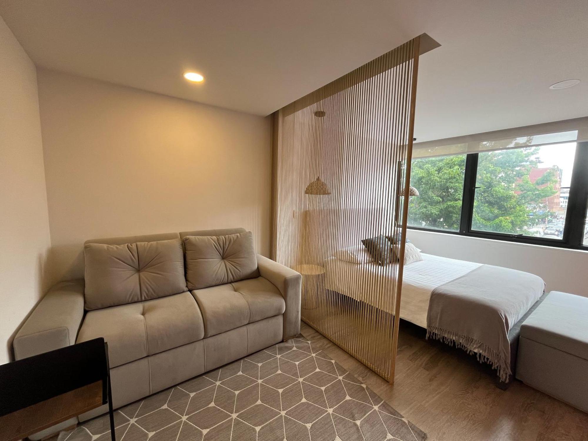 Apartamento Great Space In Perfect Area! Walk Everywhere! Bogotá